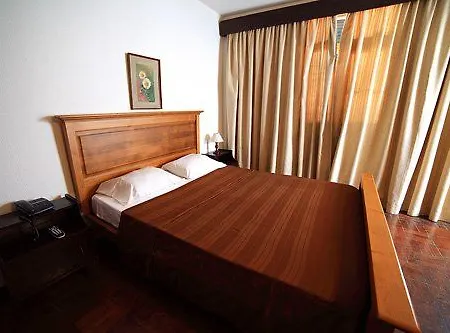 Residencial בית הארחה 2*