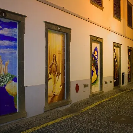 Residencial בית הארחה 2*